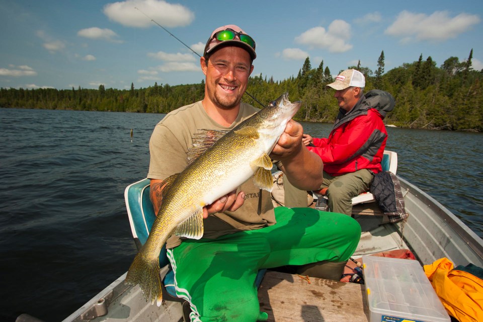 windy-point-lodge-walleye