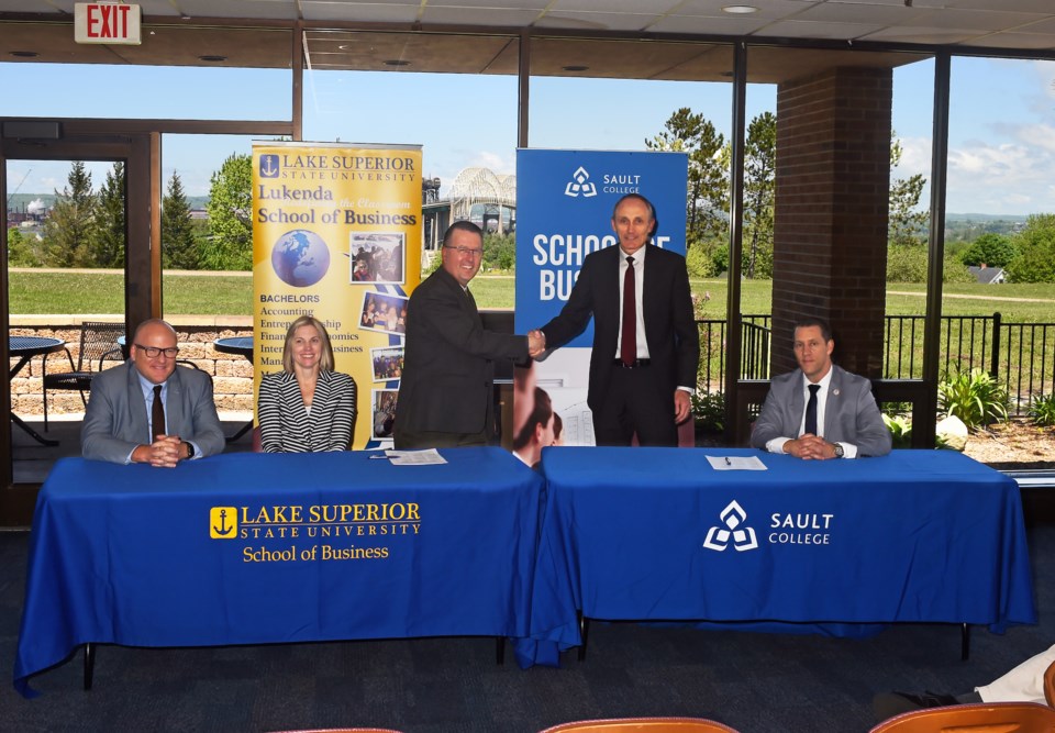 Sault-College-LSSU-Agreement-4618