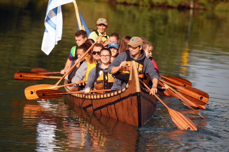 Student-St-Marys-Voyager-Canoe-Tour-8010