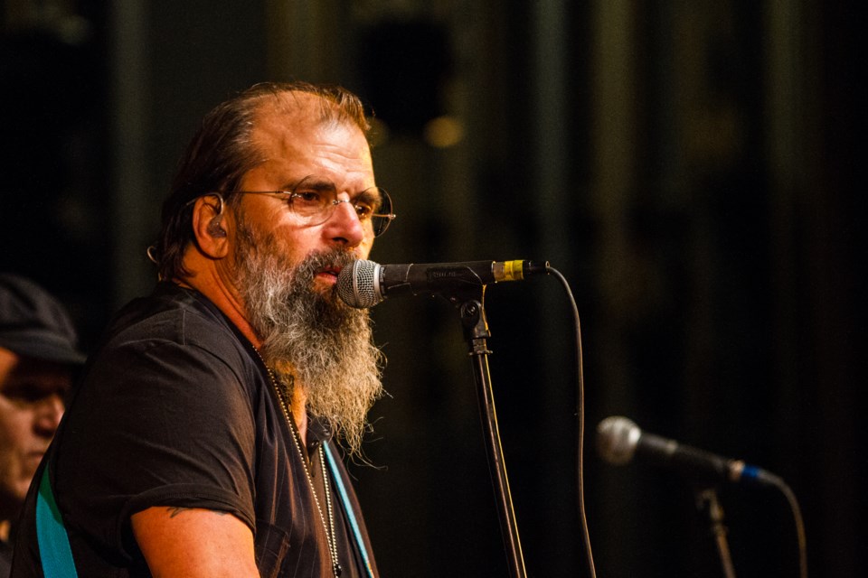 Steve Earle and the Dukes at the Sault Community Theatre Centre on Saturday, September 23, 2017. Donna Hopper/SooToday