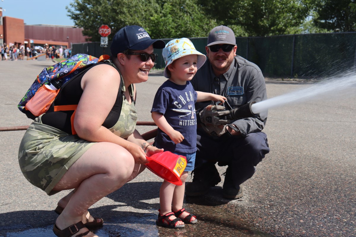 Algoma Steel accueille la célébration annuelle du jour de la famille (9 photos)