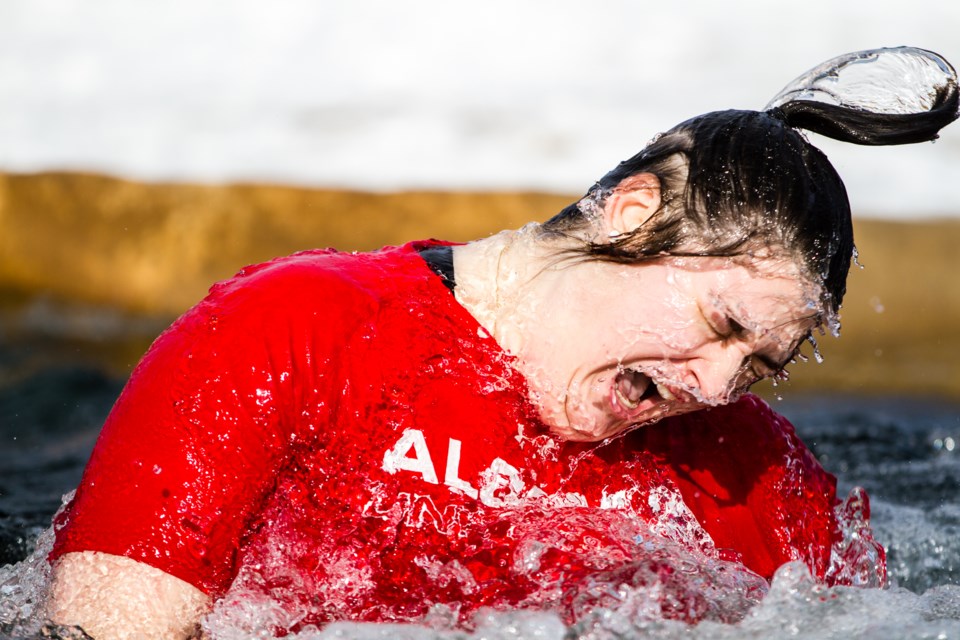 The Bon Soo Polar Bear Swim at Bellevue Park on Sunday, Feb. 5, 2017. Donna Hopper/SooToday