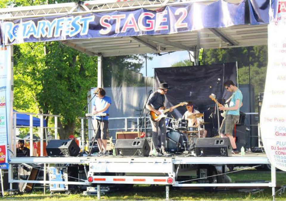 ROTARYFESTSTAGETWO-STOCKPHOTO