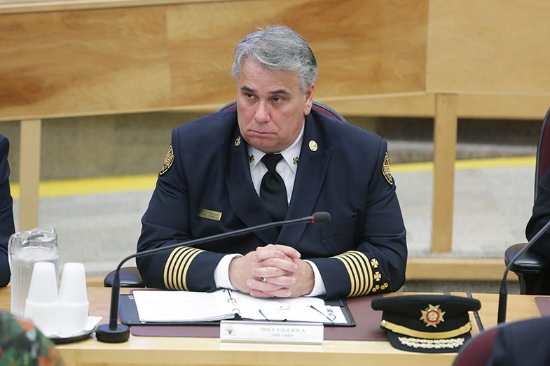 20151013 Sault Fire Chief Mike Figliola Council KA