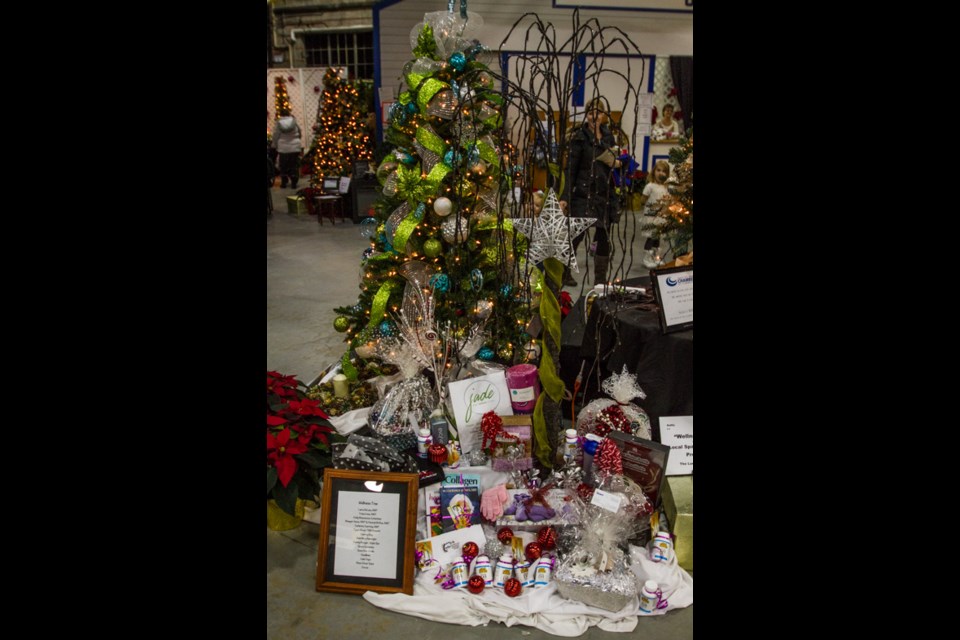 The annual Lung Association Festival of Trees at the Canadian Bushplane Heritage Centre, Friday, November 21, 2014. Donna Hopper/SooToday