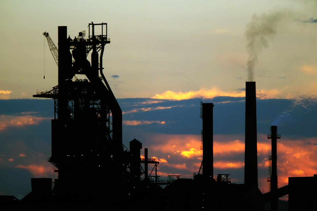 Discurso: Se requiere acción urgente sobre la contaminación de las acerías