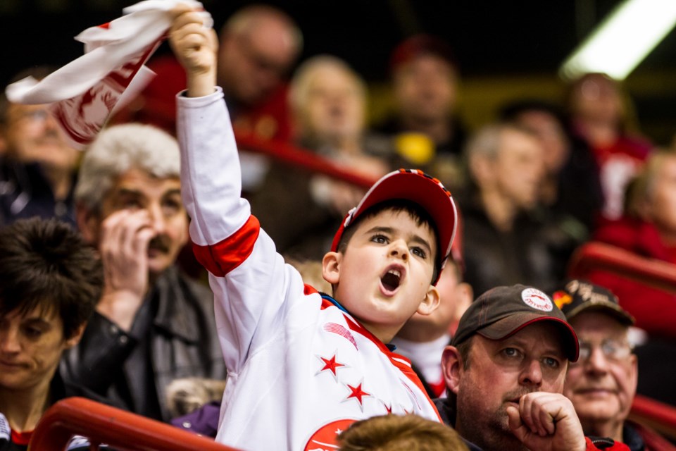 2015-04-23 Hounds vs Erie Game 1 DMH Essar Anniversary