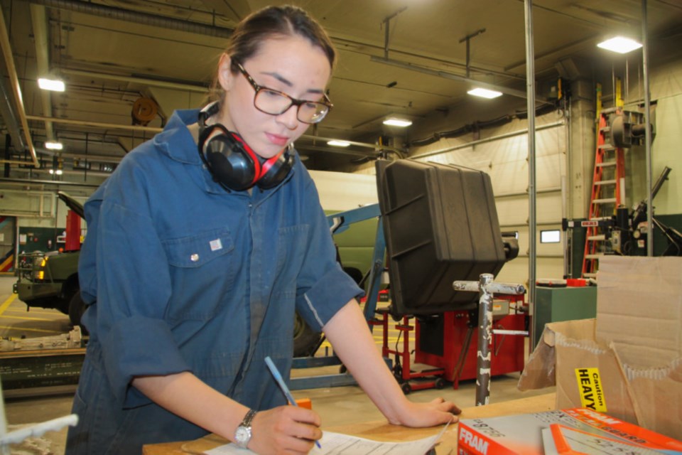 Private Sheree King, 33 Service Battalion, performs skilled trades training during the annual Sault Ste. Marie Armoury Open House, job fair, Sept. 29, 2018. Darren Taylor/SooToday