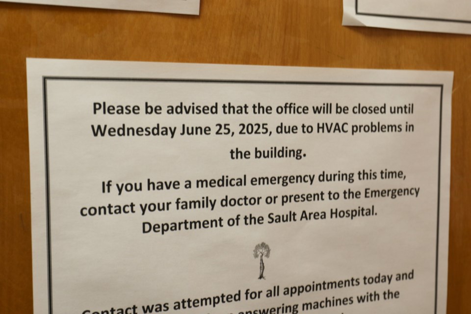 2025-06-23-doctorsbuildingjh03