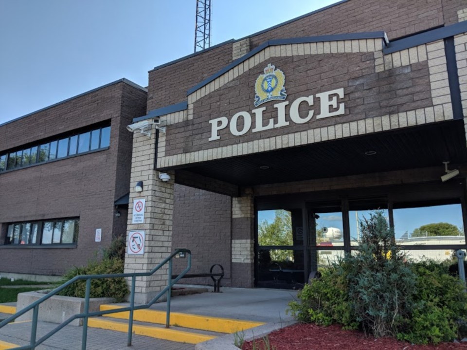 20180803-Police building exterior summer-DT