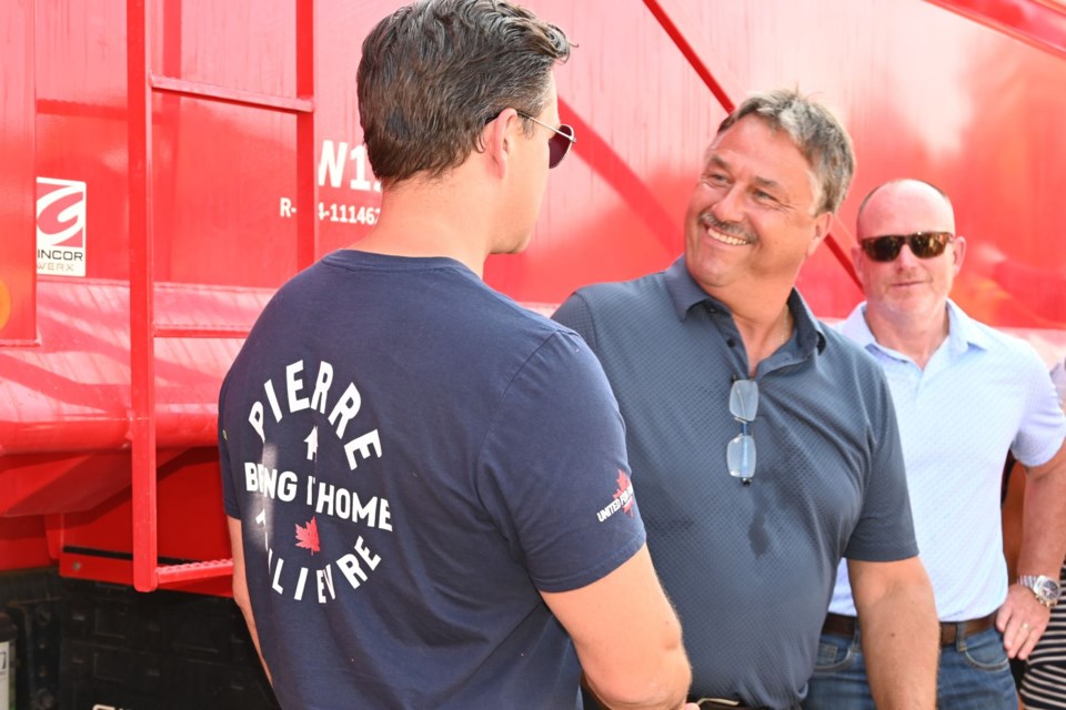 2024-08-02-chrispatrieandpoilievreatfarquhartruckingevent-01-sc