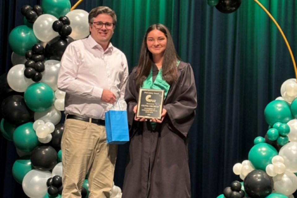 PUC recognized Grade 8 grads in the city for their safety.