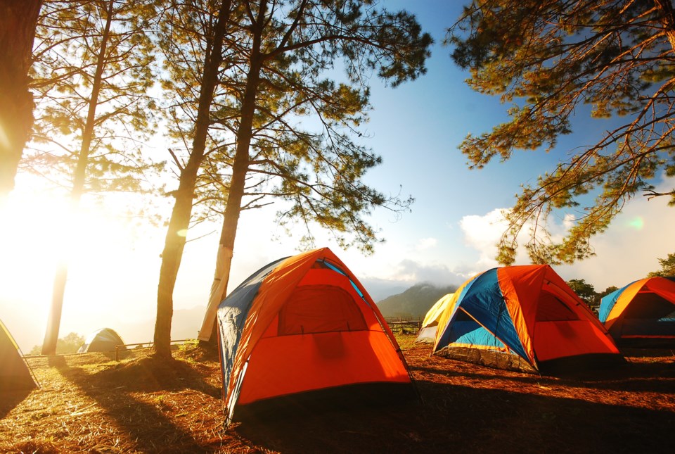 camping AdobeStock