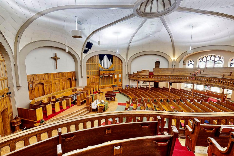 Central United Church's vaulted octagonal sanctuary is influenced by non-conformist Methodist architectural principles and the availability of local materials