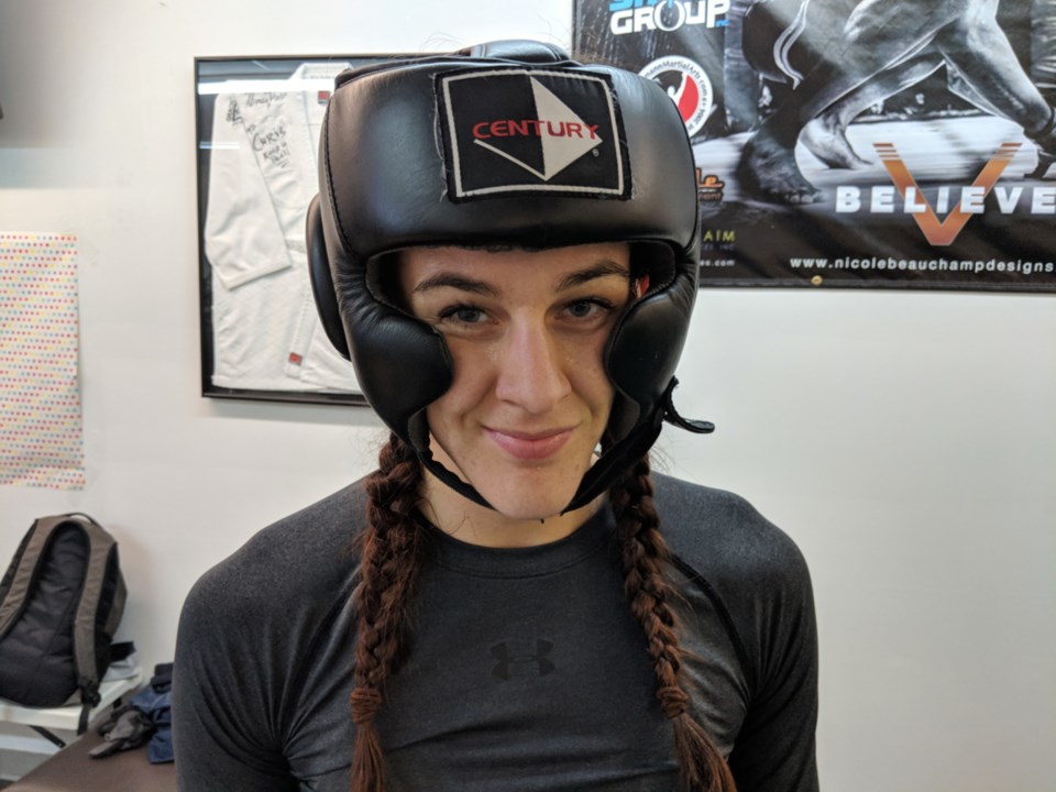 20190918-Cydney Mihell kickboxing-DT