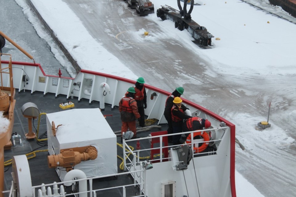 2018-01-13USCGC Mackinaw-06