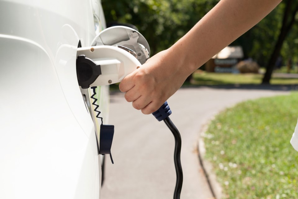 ev-electric-vehicle-charging2