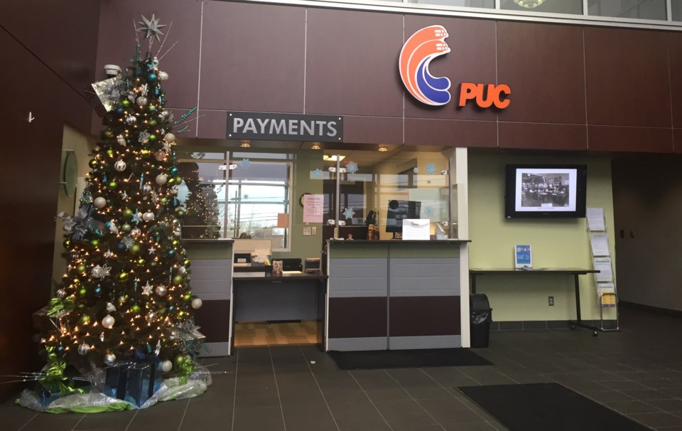 PUC customer cash desk