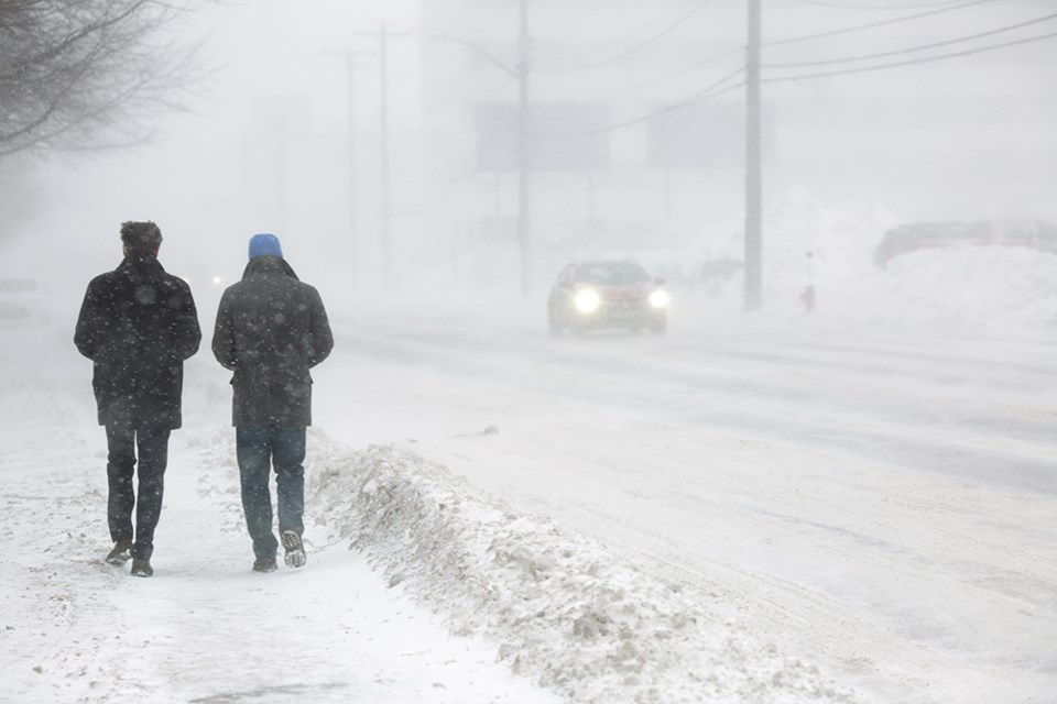 20161214 Snow Squall Bay Street KA 02