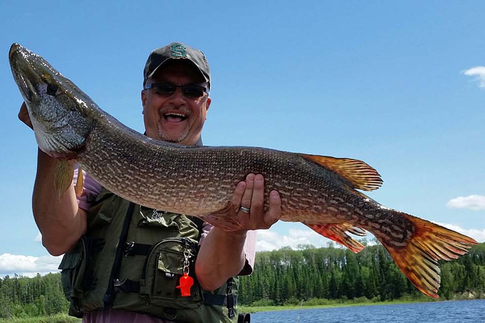 northern-pike-fishing_2000x1333