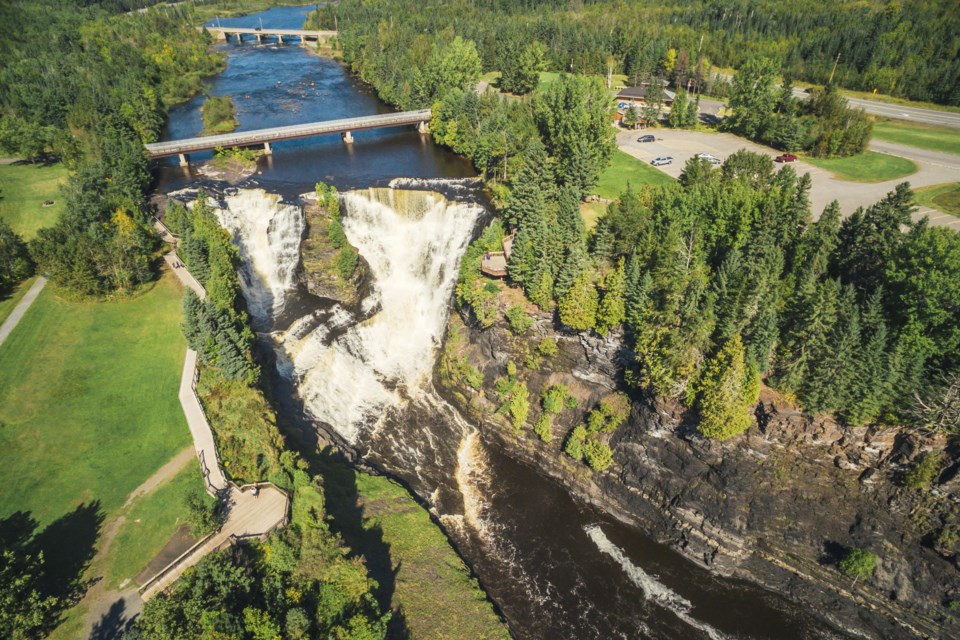 KakabekaFalls-ThunderBay