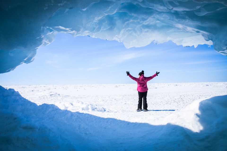 ssm-tourism-winter-ice-caves