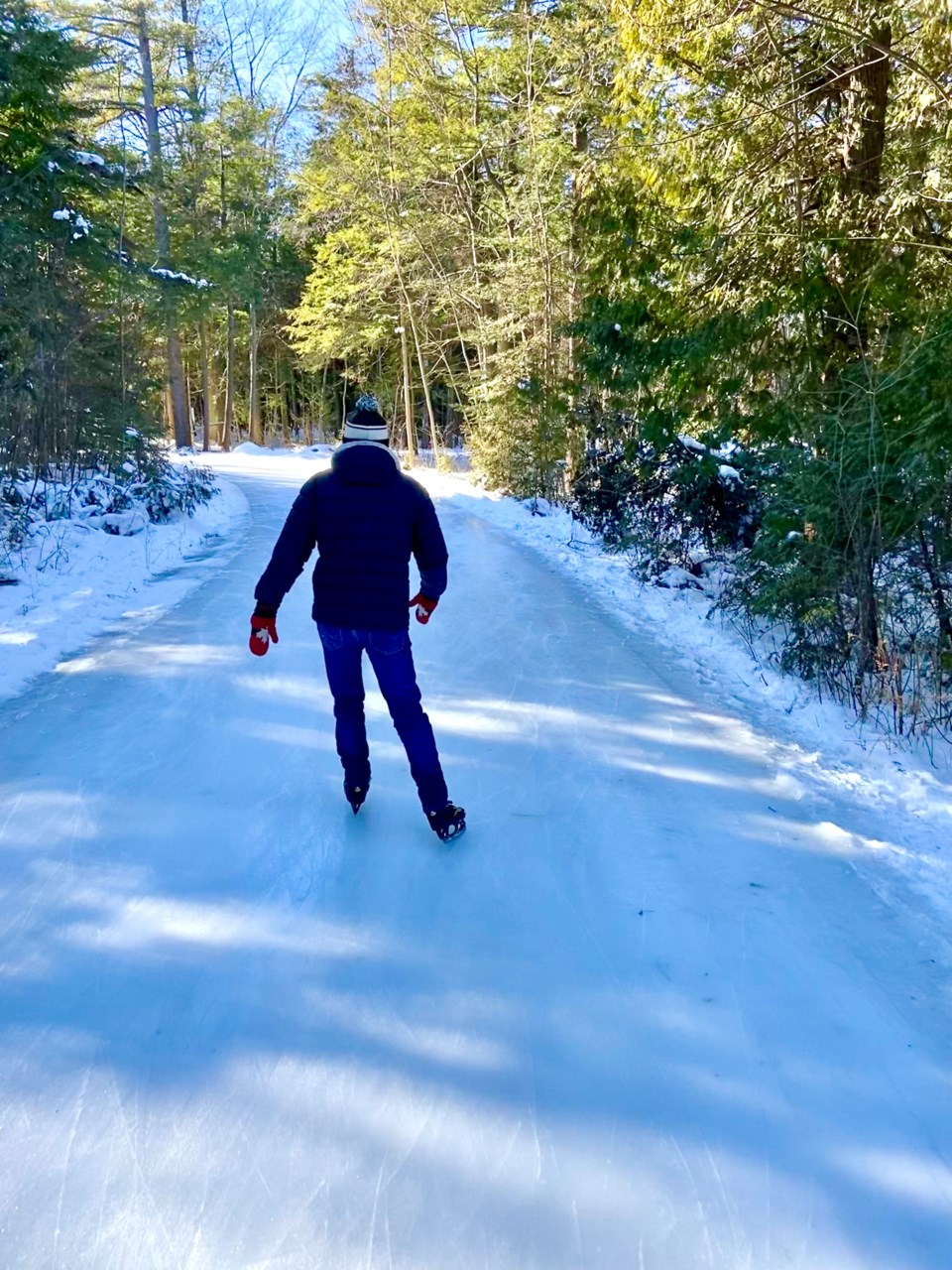 This 2-mile Ice-skating Trail in Canada Winds Through a Forest