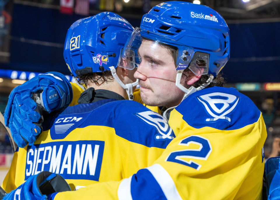 saskatoon-blades-2025-season-ending-photo
