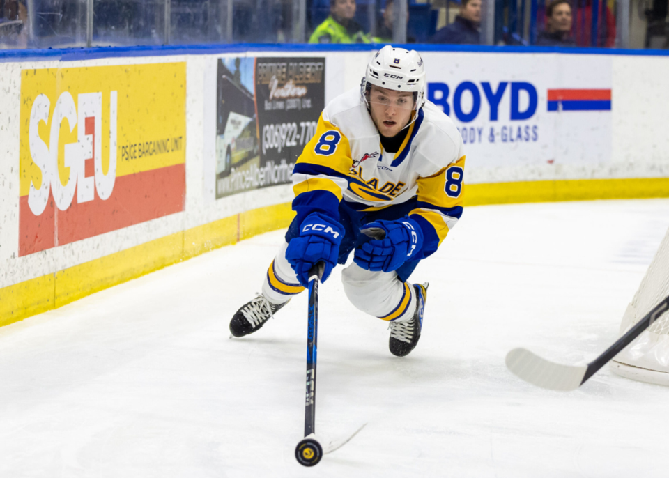 saskatoon-blades-forward-brandon-lisowsky
