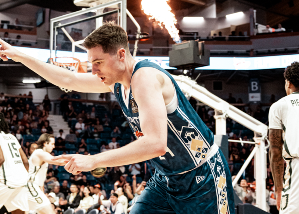 vancouver-tops-saskatchewan-cebl