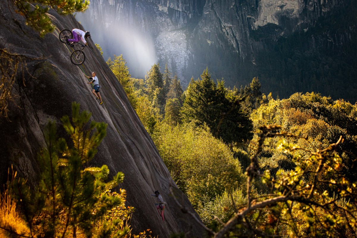 Don't try this at home: mountain biker and photographer pull off epic Squamish photo