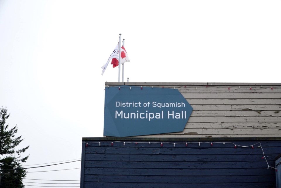 districtofsquamishmunihalldsc00125