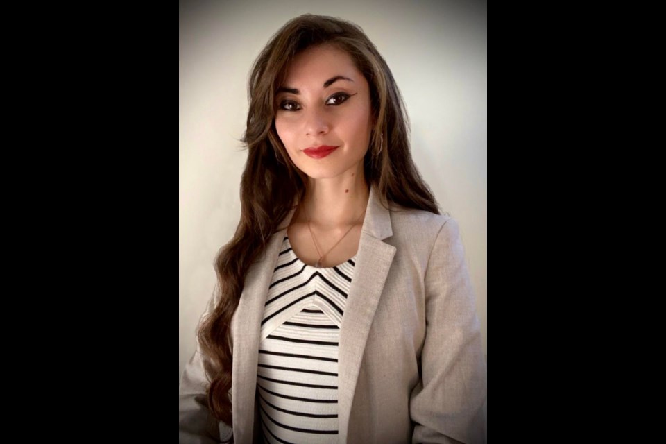 Jennifer Mendoza: Vancouver Film School graduate, Mexican-Canadian Film Producer & Actress based in ߣ& Vancouver.