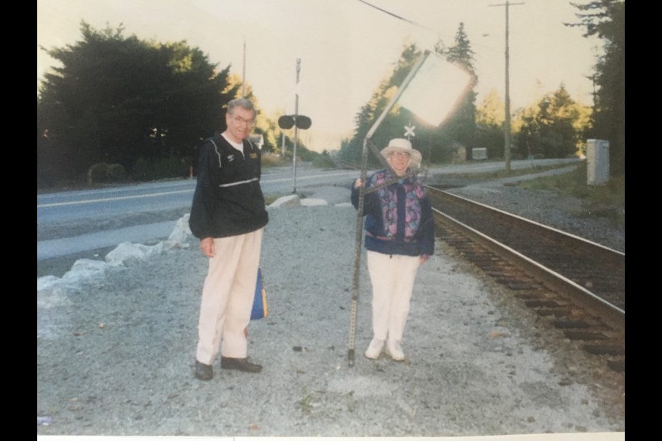 Soon after they arrived in Brackendale, the Shephards flagged down “the Bud car” train at Brackendale’s own whistle-stop station for a day trip to Lillooet and back. 