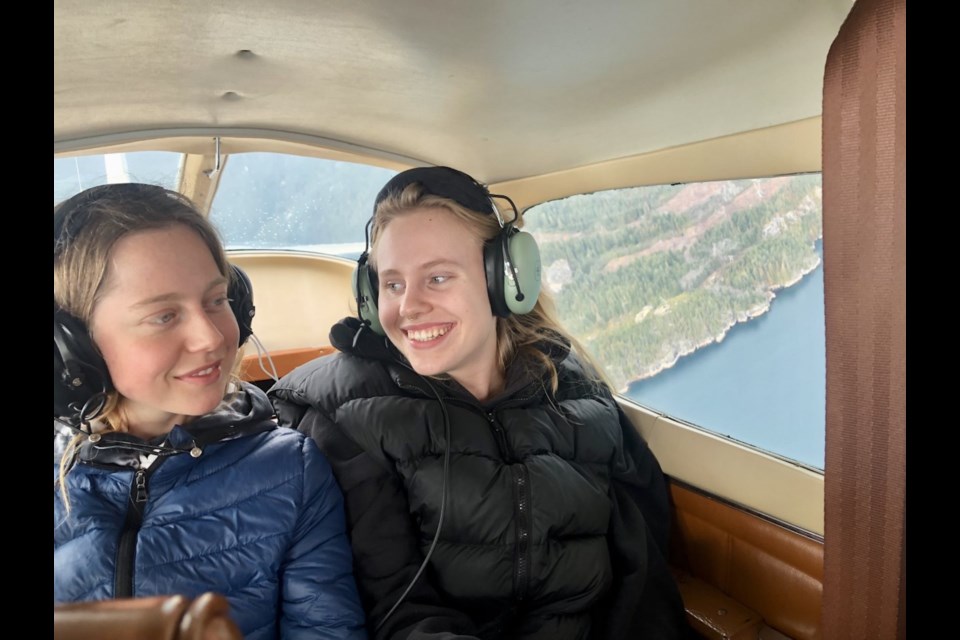 On March 11, Women of Aviation Worldwide, Fly it Forward, returned to Glacier Air. Isis De Vries and Rosemary Raabis went up for a flight with pilot Rebecca Jean.