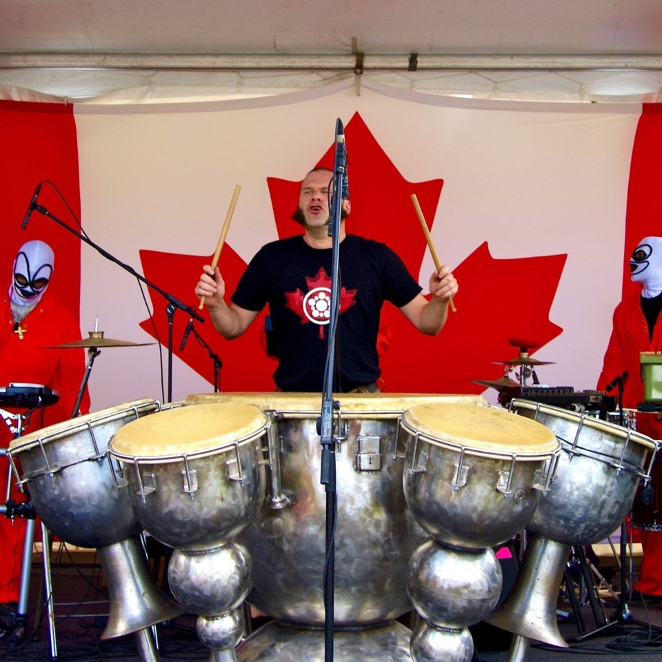 squamish-arts-festival-william-wallace-square
