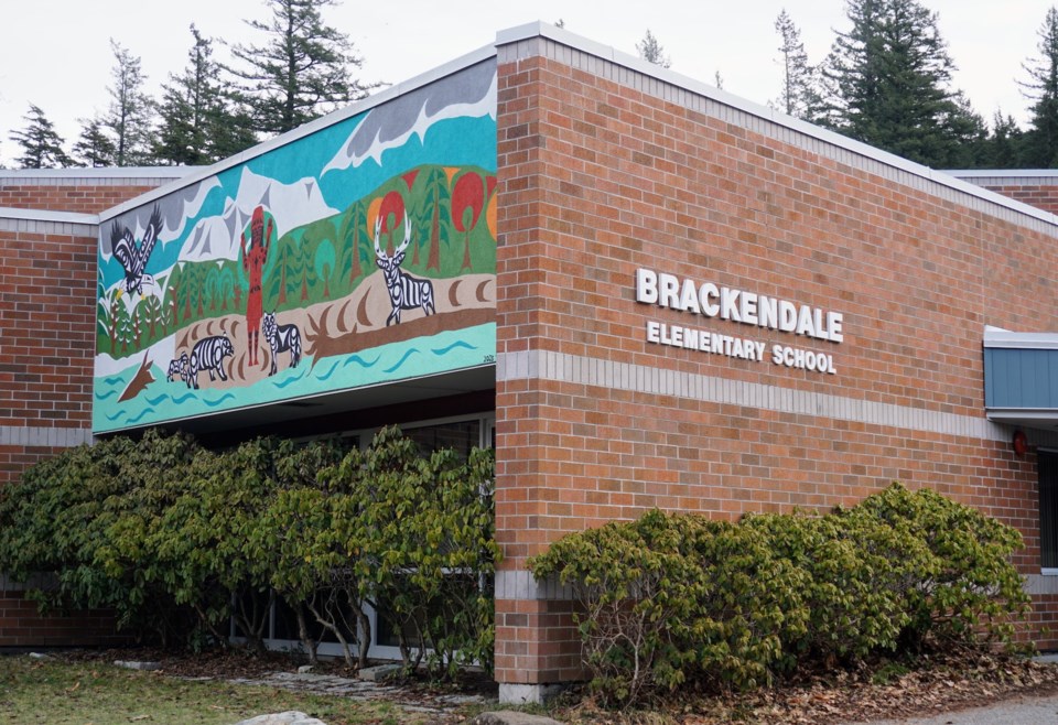 brackendale-elementary-1