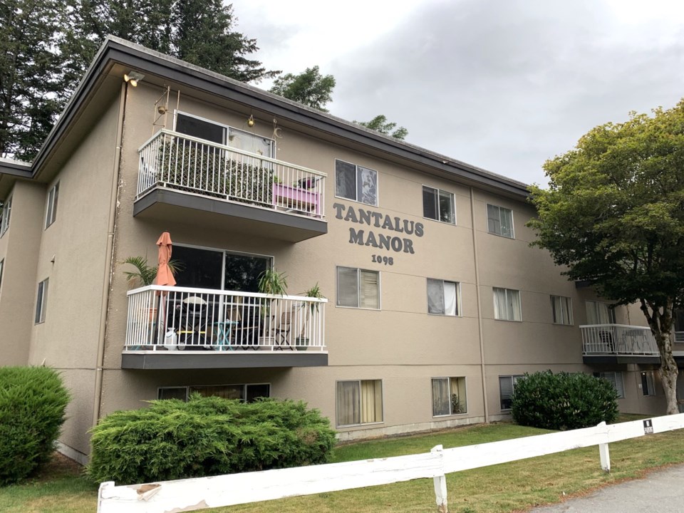 tantalusmanor_1302