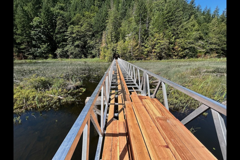 Sea to Sky contractor Howler Contracting Limited, is constructing the bridge for the Ministry of Environment and Parks.