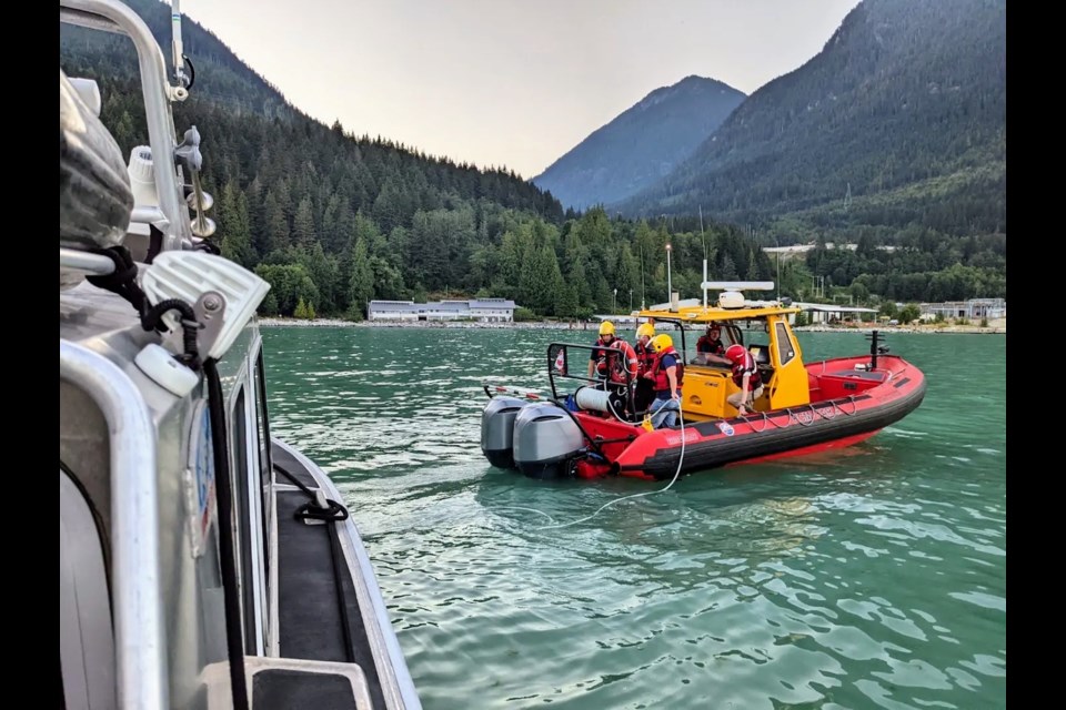 For additional safety for kids, the Squamish RCMSAR provides free-to-use personal floatation devices (PFDs) for infants, toddlers and youth through its Kids Don’t Float program. These PFDs are available at the Squamish Yacht Club and the Harbour Authority dock near the public boat launch in downtown Squamish.