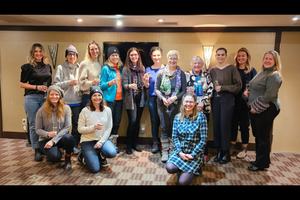 100 Women Who Care is made up of locals who meet every quarter to hear from three local charities about their current projects, with members voting on which charity to support that quarter, with an emphasis on the charity that has the greatest financial need. 