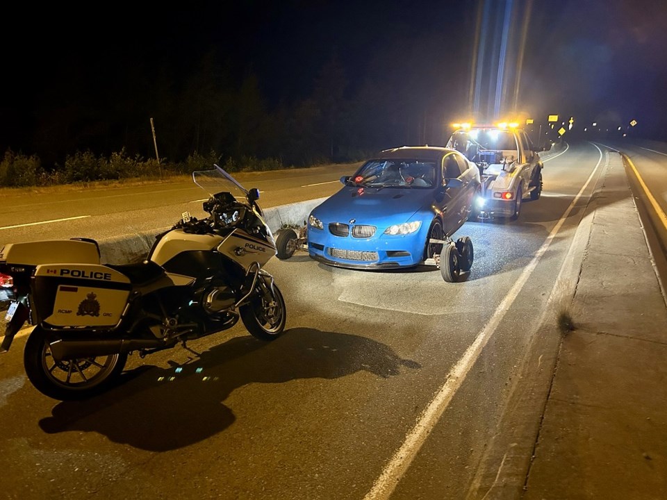 bc-highway-patrol_large_bike_and_beemer_img_7377