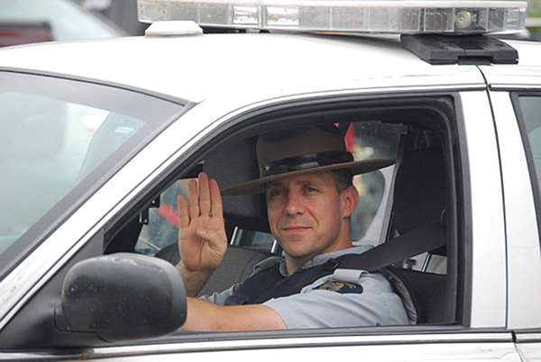 Robert Dykstra Officer in chart