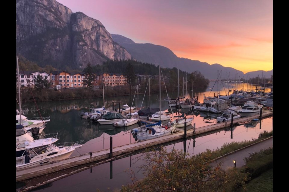 The Ƶappharbour at sunset as seen from Marine Estates. 