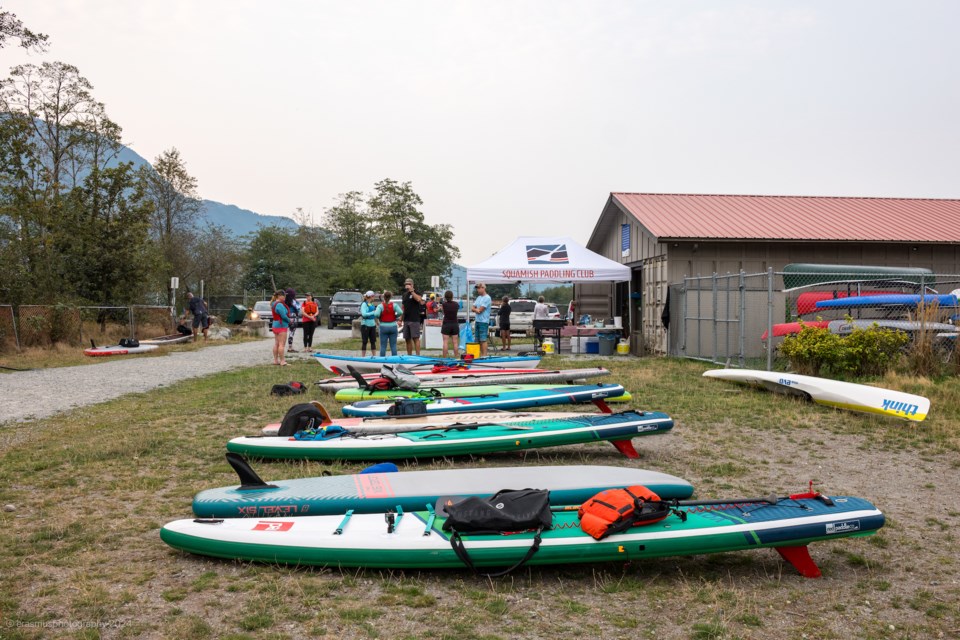 The 鶹Paddling Club held a Paddle and Pancake event for its members on Sept. 8. 
Fun was had by all, by the looks of it.