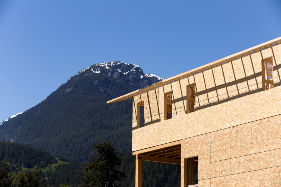 laughingmangobuildingsquamish