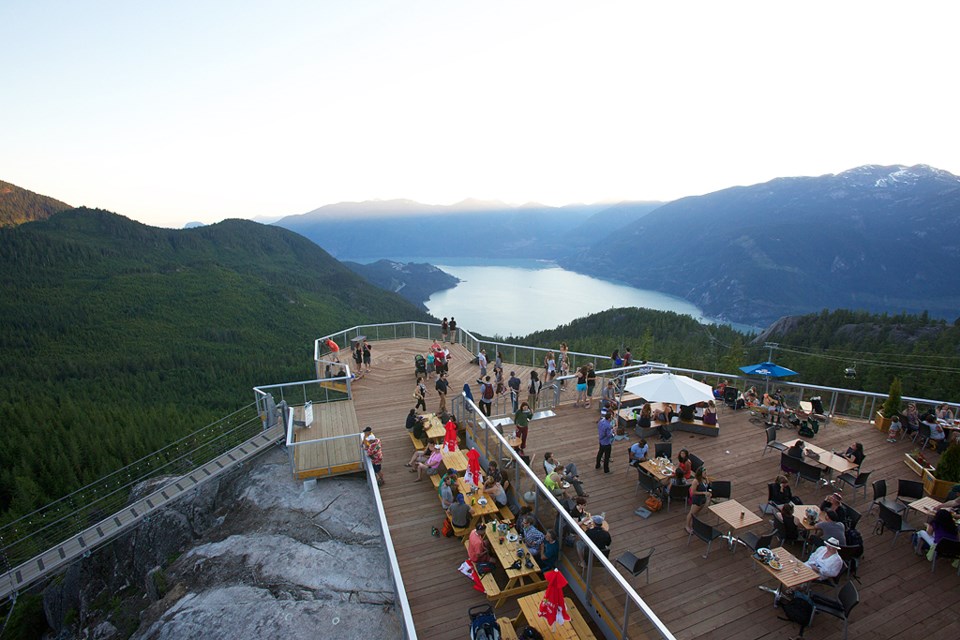 lodge-patio-gondola-paul-bride