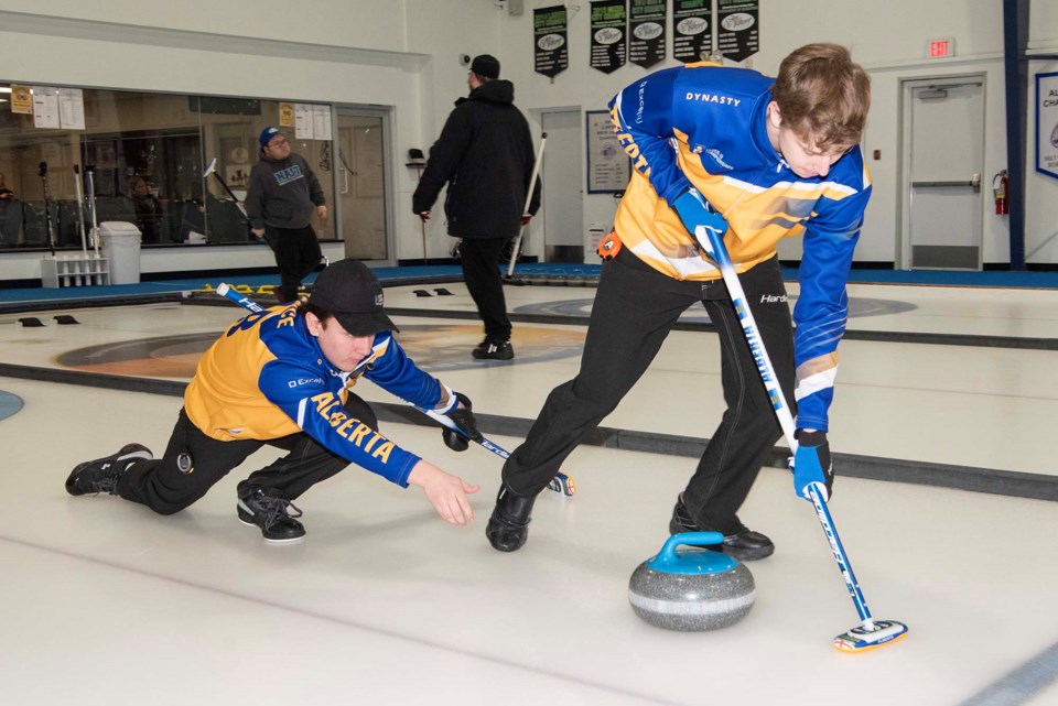 0212-curling-nationals-lawrence-henning-6004-kmw