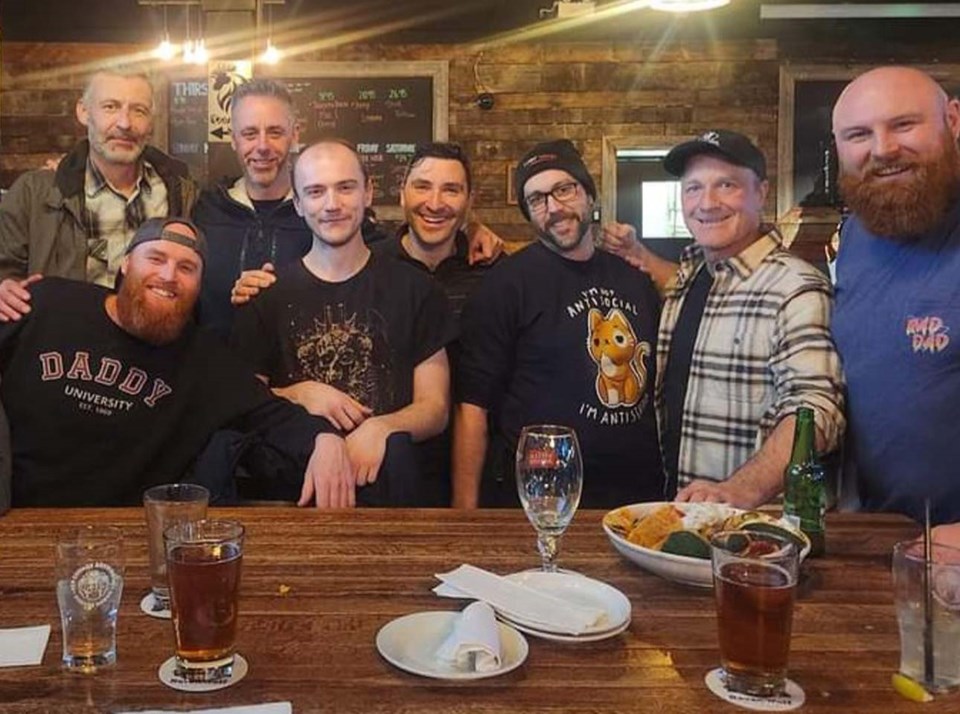 0229-dads-group-2