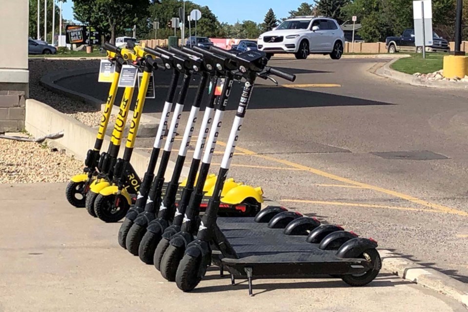 0401-e-scooters
